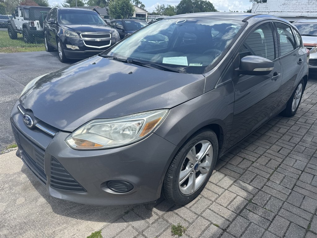 2014 Ford Focus 5 Door Hatch SE's photo