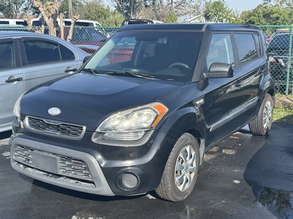 2013 Kia Soul Base's photo