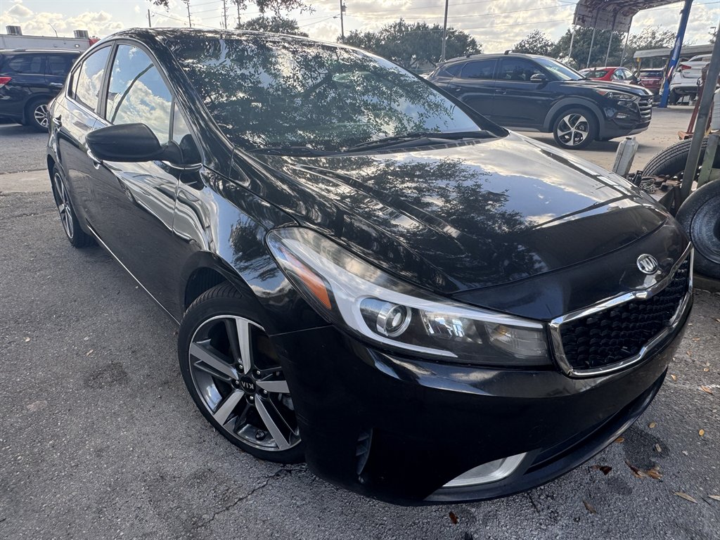 2017 Kia Forte EX's photo