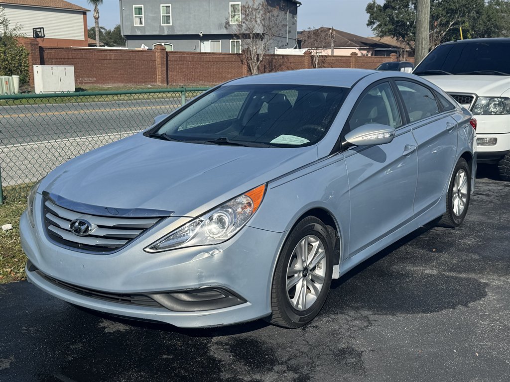 2014 Hyundai Sonata GLS's photo